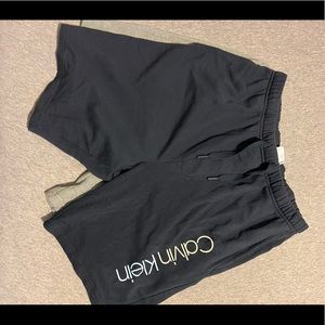 Men’s sleep shorts (x2)
